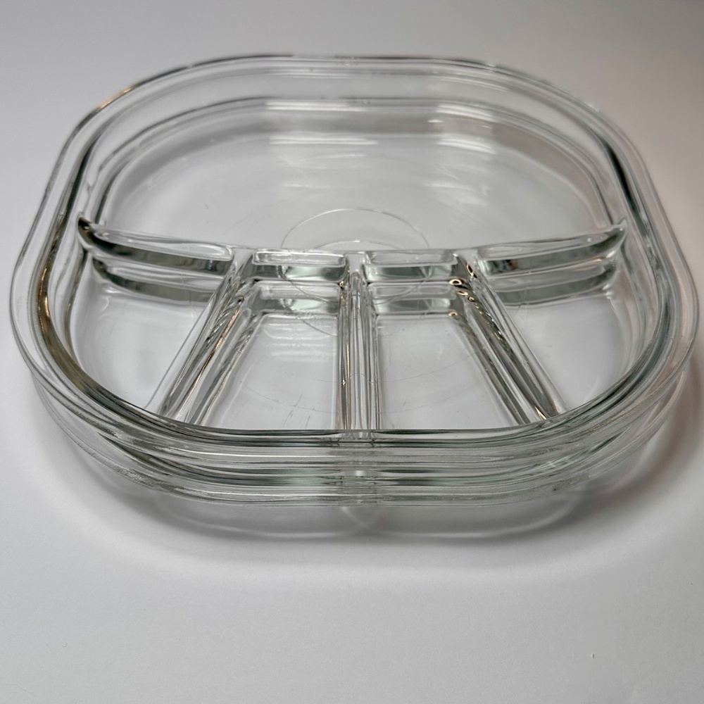 2 Vintage Clear Glass Divided Plates Mid-Century Party Trays - Picture 2 of 4